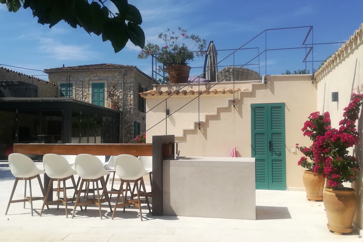 Architect Mallorca finca with bar and converted garage, Es Raiguer 2